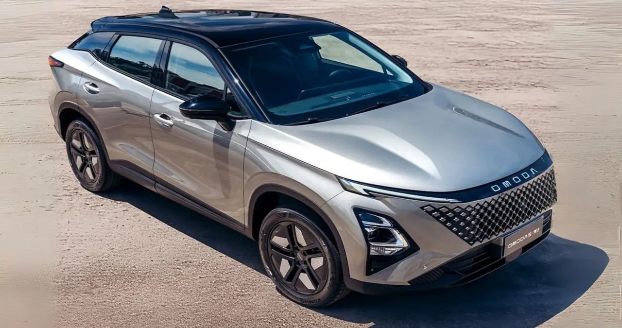 Futuro nacional:  Omoda 5 bate Toyota Yaris Cross e se torna o híbrido pleno mais vendido do país 