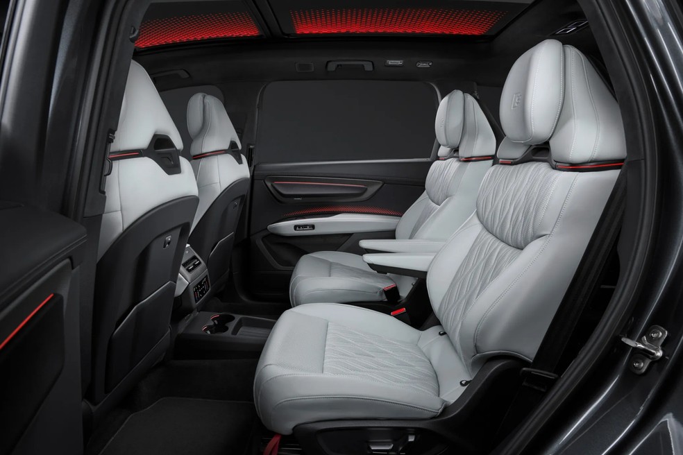 Audi Q9: o maior e mais luxuoso SUV da marca tem primeiras imagens reveladas