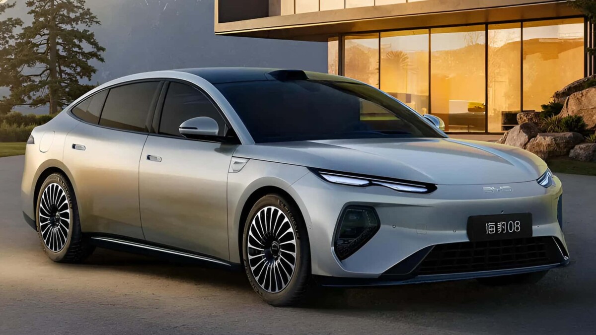 BYD Seal 08: novo sedã elétrico topo de linha promete até 900 km de autonomia