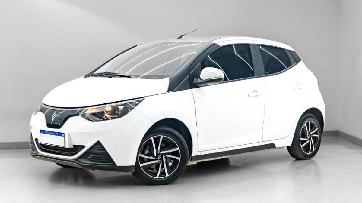 Carro mais barato do Brasil muda de nome após disputa com a Kia: conheça o Emova Easy e o Emova Urban