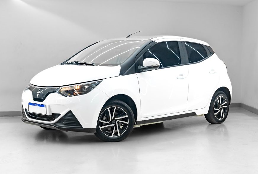 Carro mais barato do Brasil muda de nome após disputa com a Kia: conheça o Emova Easy e o Emova Urban