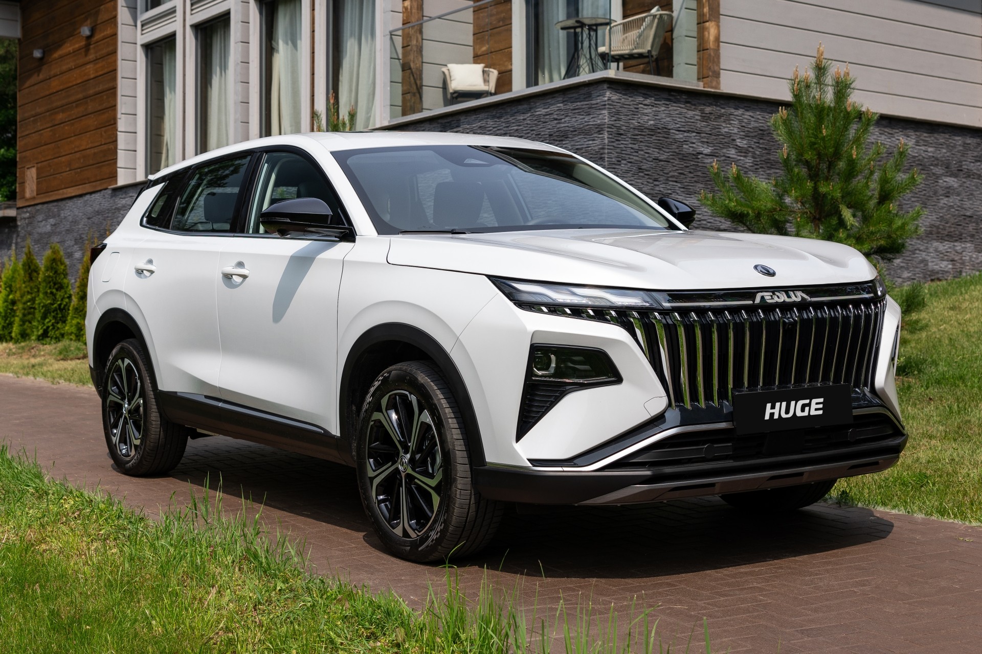 DFM prepara até 5 SUVs híbridos para o mercado brasileiro; conheça todos os modelos