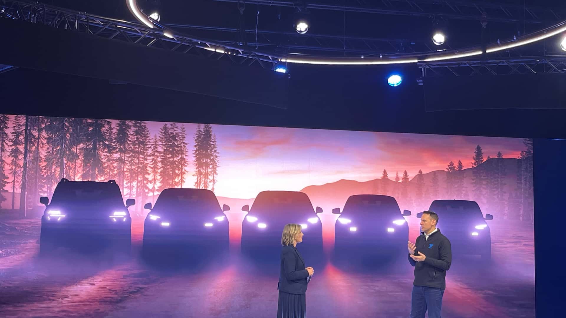 Ford anuncia plano para lançar 7 novos carros na Europa com ajuda da Renault
