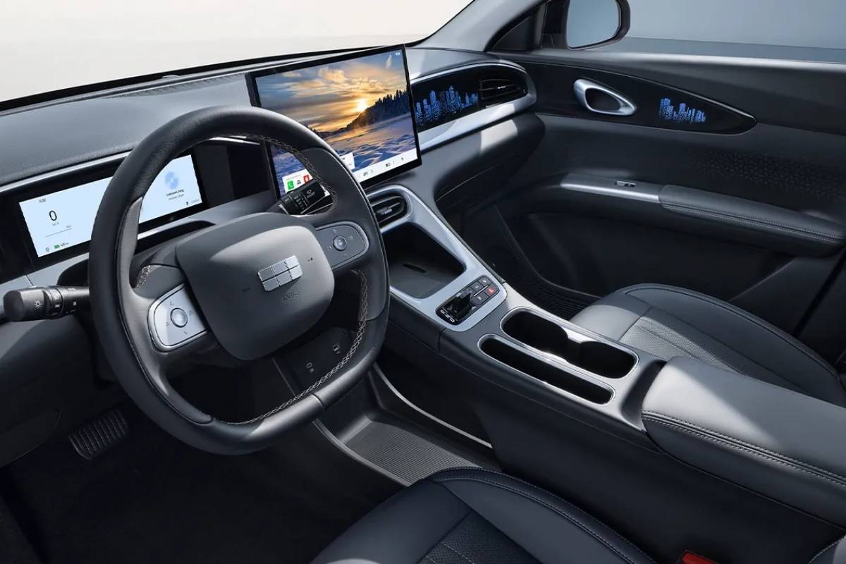 Geely dispara 191% em vendas e supera Citroën no Brasil, mas BYD mantém liderança chinesa isolada