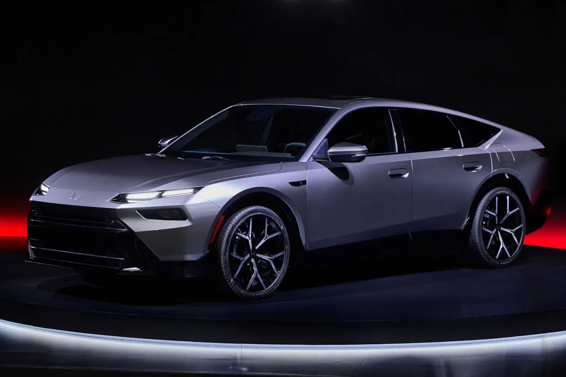 Honda Civic ganha geração inédita com visual revolucionário e plataforma híbrida