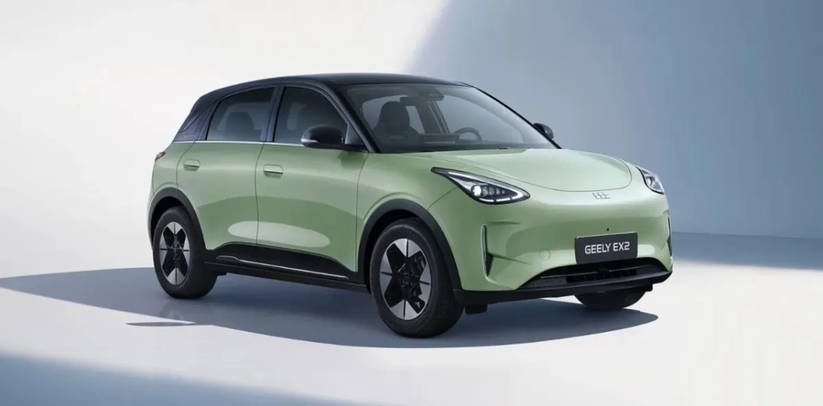 Geely EX2 é atualizado com bateria maior e alcance de 460 km 