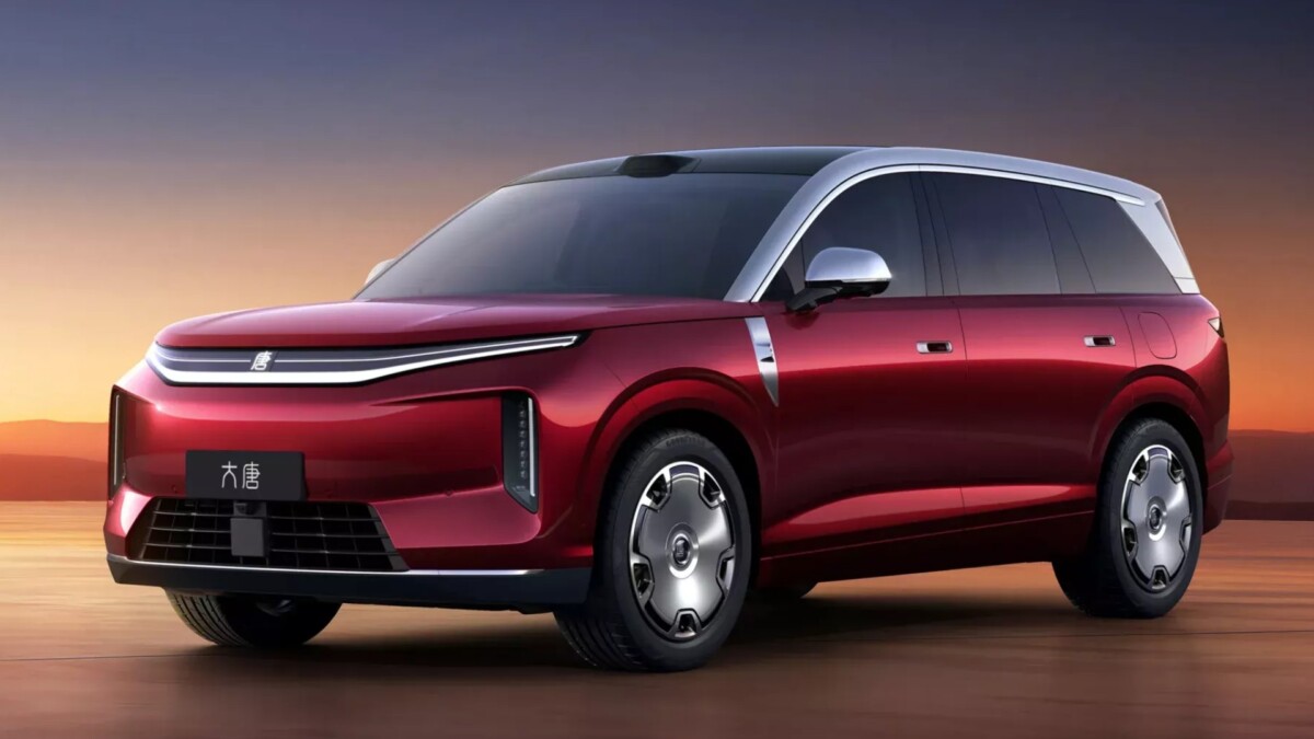 Novo BYD Great Tang: SUV gigante com 1.000 km de autonomia e recarga em 9 minutos