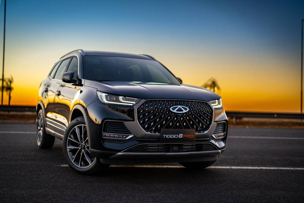 Caoa Chery Tiggo 8 2027: SUV de sete lugares chega com preço agressivo e tecnologia híbrida