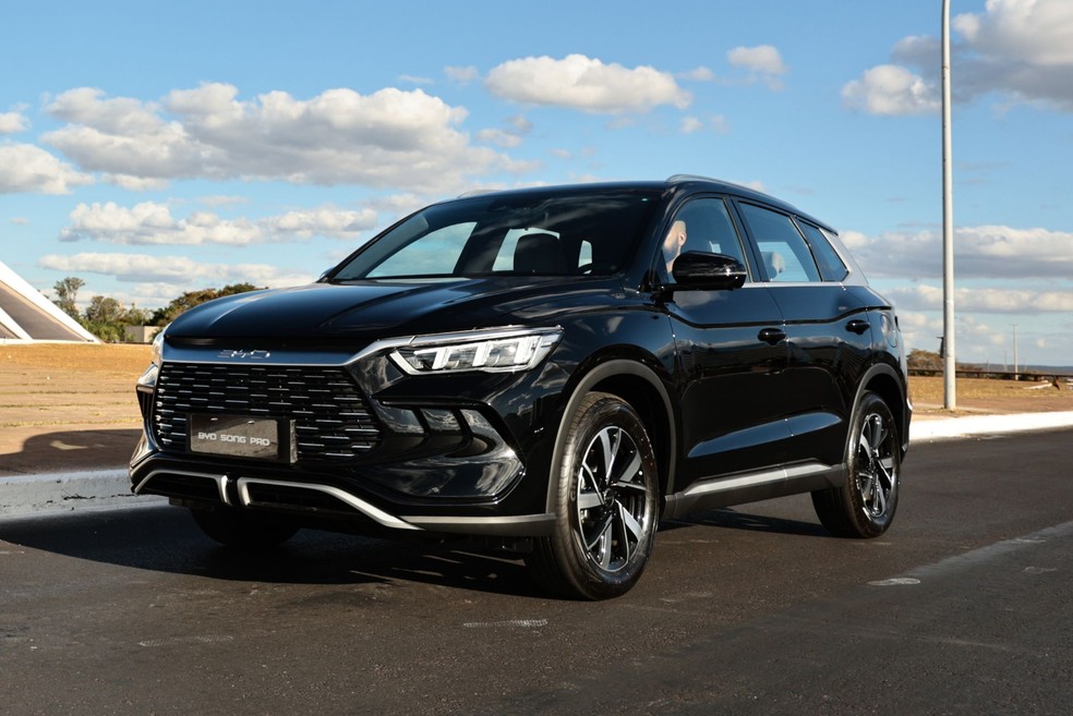 Os carros elétricos e híbridos mais vendidos do Brasil em maio de 2026; veja o ranking completo 