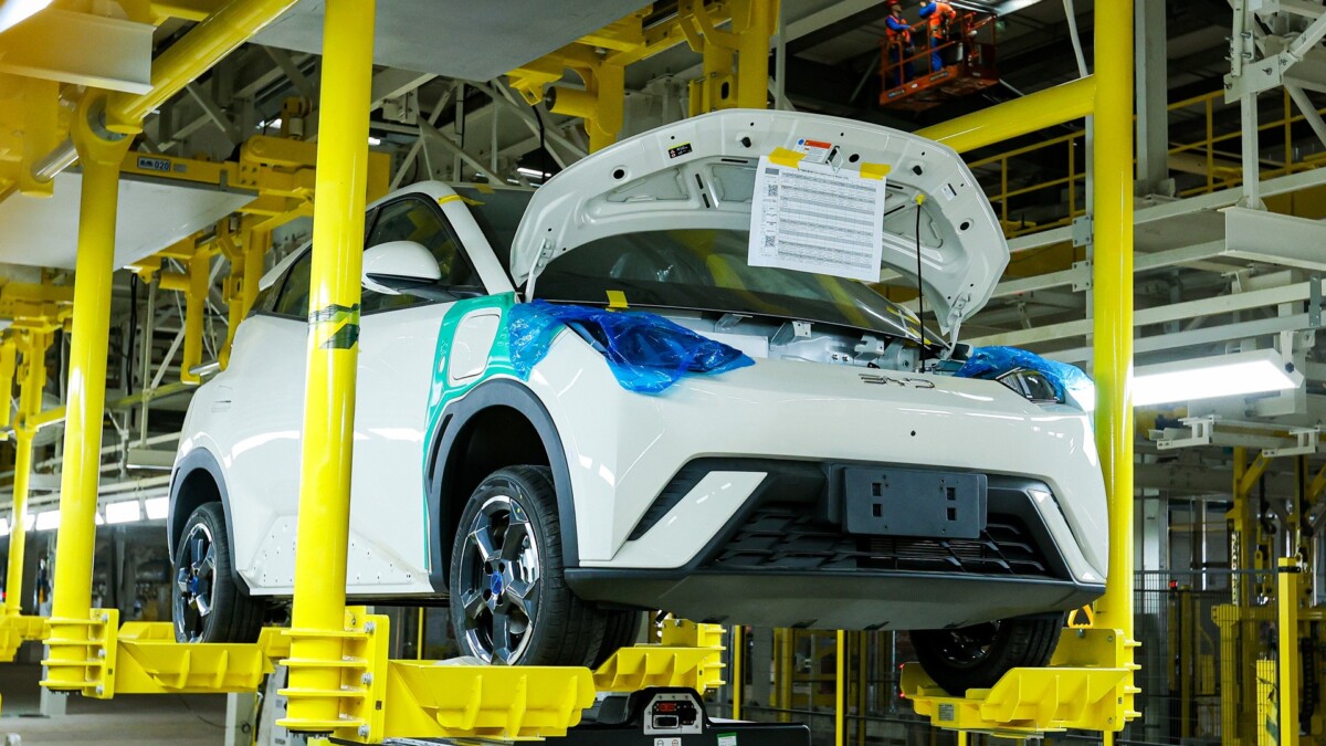 Fabricantes ameaçam acionar a Justiça após decisão que favorece BYD e GM