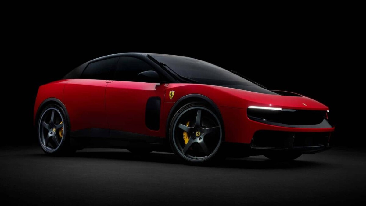 Ferrari troca diretor comercial após repercussão da estreia do elétrico Luce 
