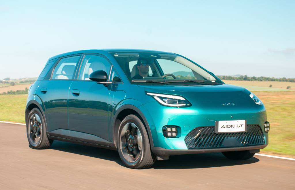 GAC Aion UT chega ao Brasil com 204 cv a partir de R$ 139.990 para rivalizar com BYD Dolphin e Geely EX2