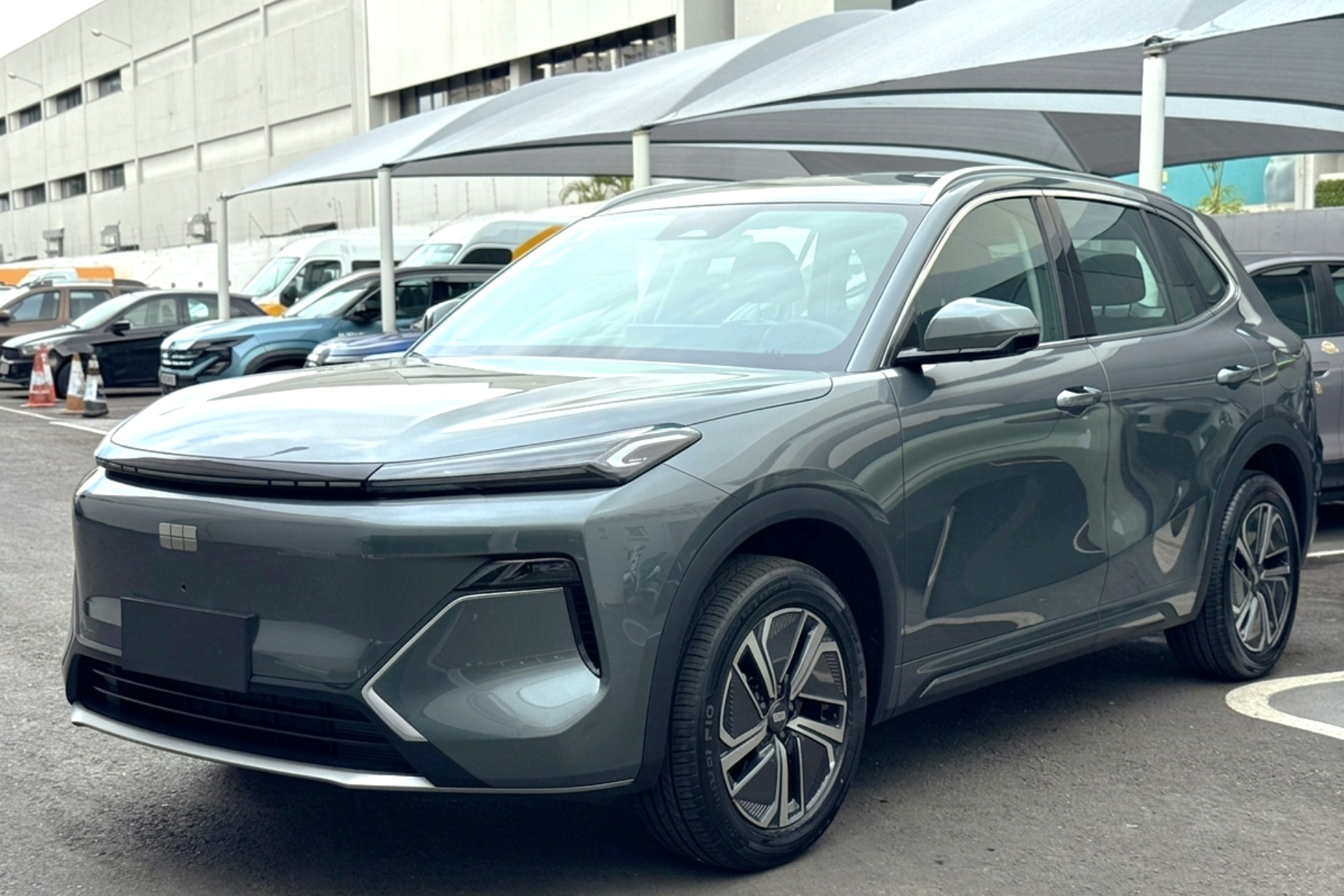 Geely EX5 EM-i Pro: SUV híbrido sai mais barato que T-Cross com bônus de lançamento