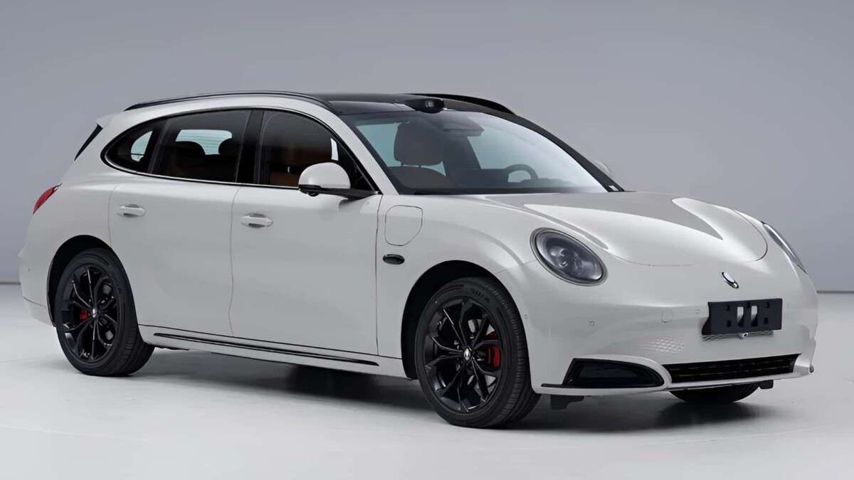 GWM apresenta a inédita perua elétrica Ora 7, produzida em fábrica da BMW