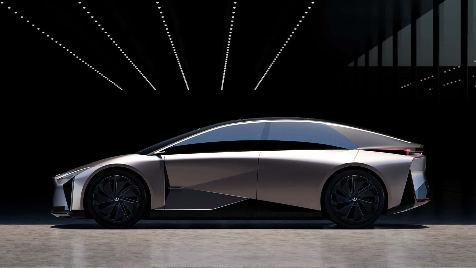 Lexus cancela carro elétrico LF-ZC e abandona planos ambiciosos