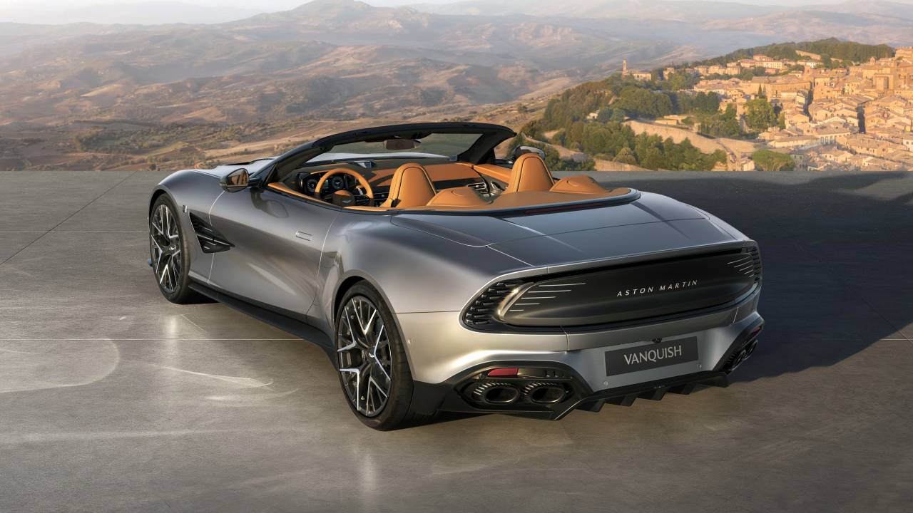 Aston Martin Vanquish 25: edição limitada de 50 unidades celebra legado com V12 de 835 cv