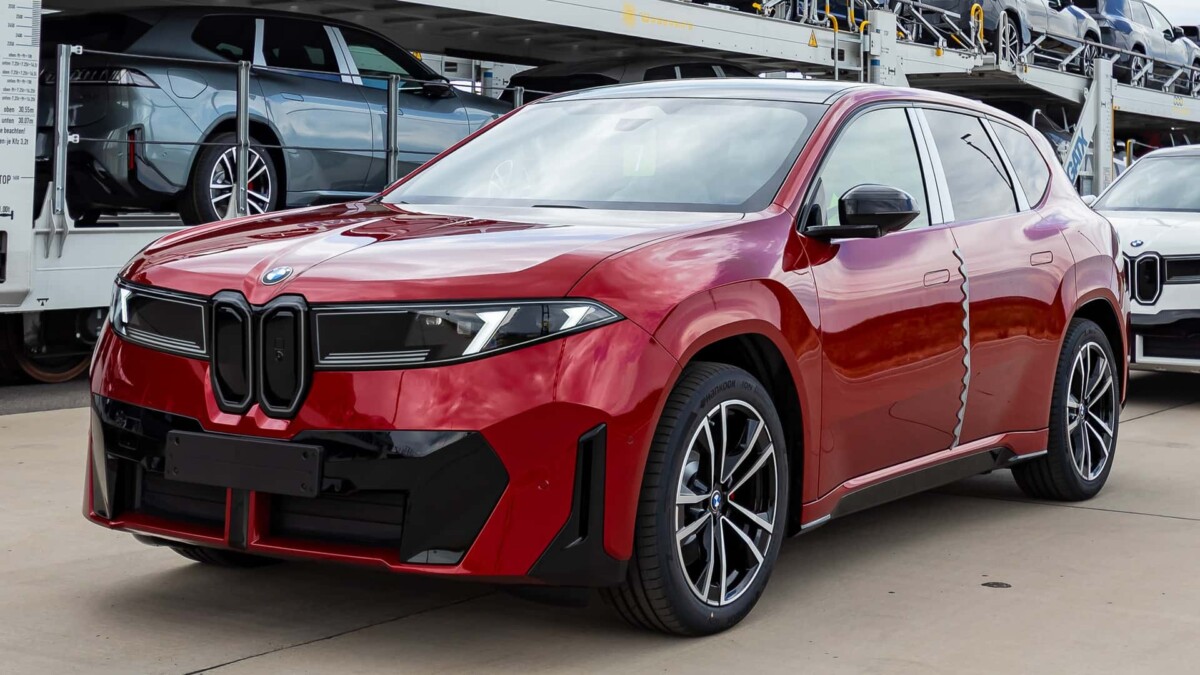 Sucesso imediato: BMW iX3 já soma quase 100 mil pedidos antes das primeiras entregas 