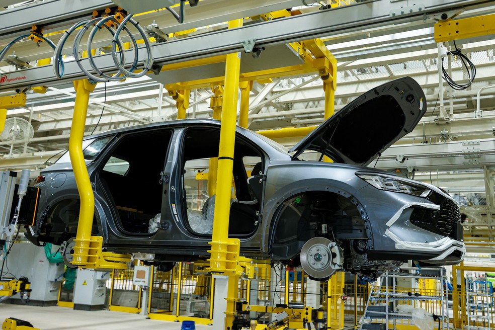 BYD anuncia que produção completa de veículos no Brasil será iniciada até o final de 2026
