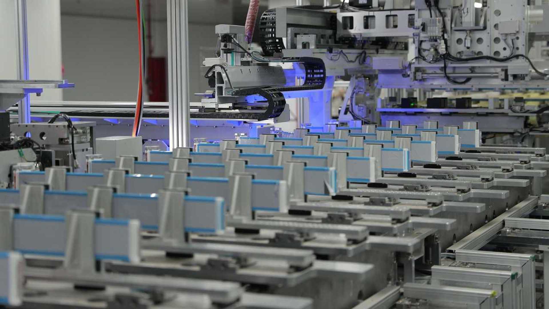 BYD avança em baterias de estado sólido com nova patente registrada na China