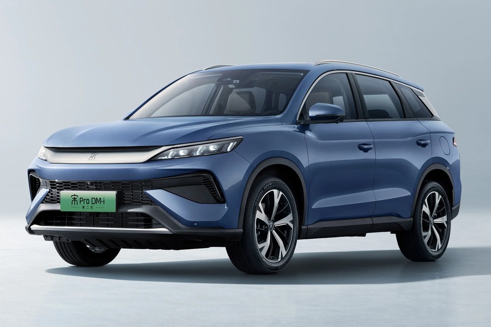 BYD Song Pro chega ao Brasil em agosto com visual renovado e motor híbrido flex