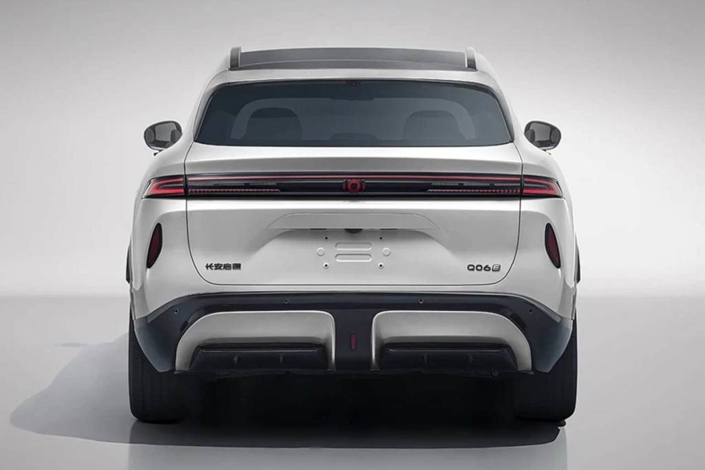 Changan Nevo Q06: novo SUV híbrido e elétrico estreia na China com chances de chegar ao Brasil