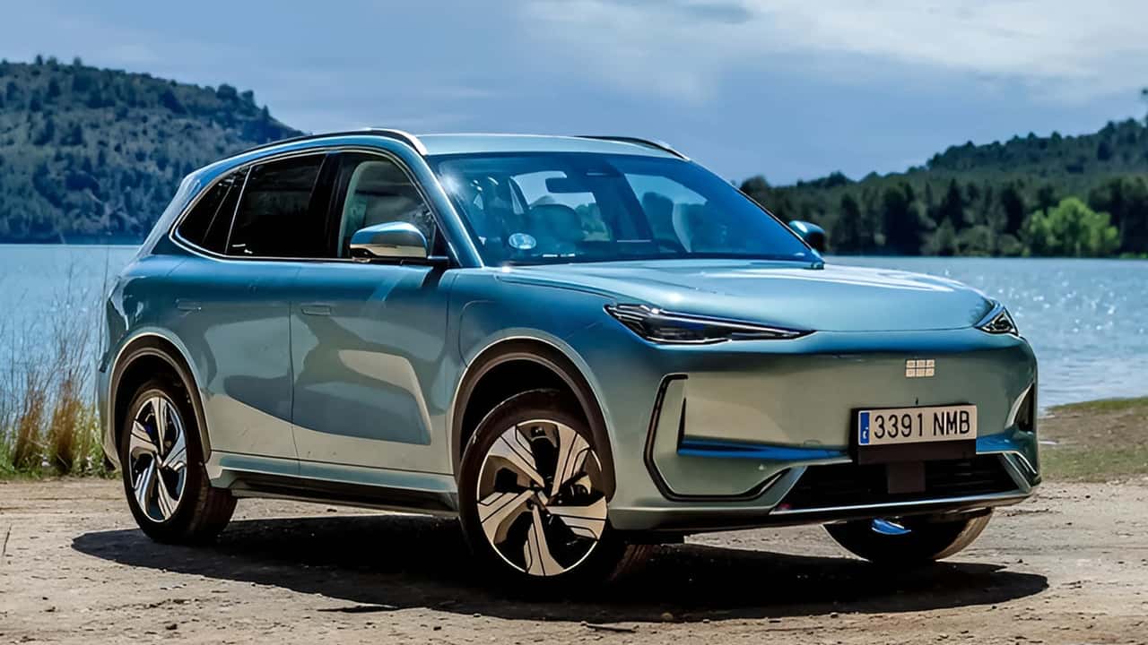 Geely fecha acordo com Ford na Espanha e repetirá modelo de parceria usado no Brasil
