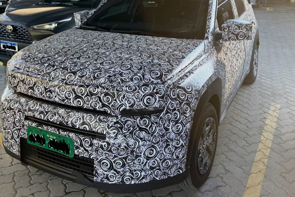 Novo Fiat Argo é flagrado pronto e inaugura plataforma Smart Car no Brasil