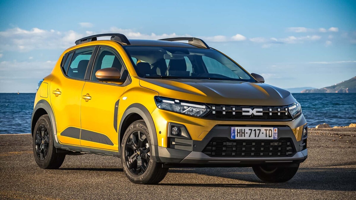 Novo Sandero híbrido europeu supera eletrificação do Jeep Renegade com potência de 155 cv