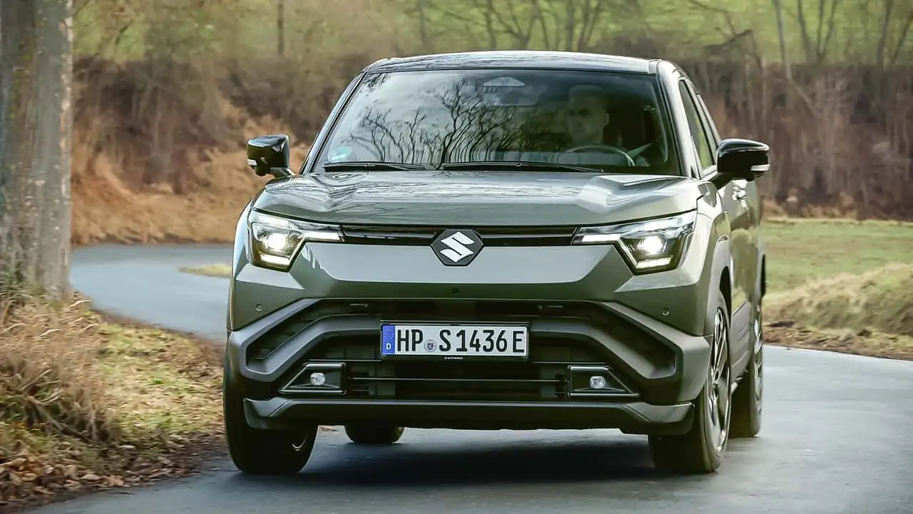 Suzuki Vitara elétrico fica R$ 50 mil mais barato e agora parte de R$ 219.990