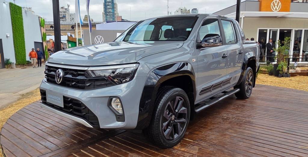 Volkswagen Amarok V6 Unlimited: série especial com 500 unidades marca despedida da geração atual