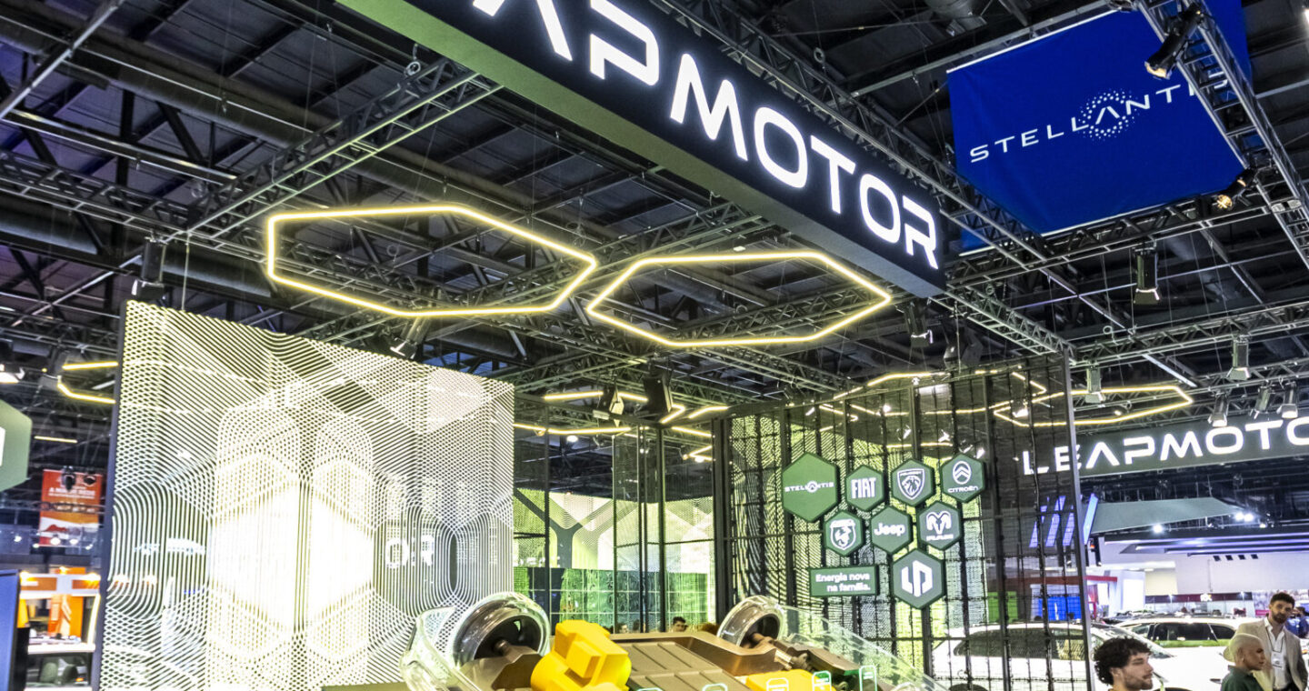 Leapmotor ultrapassa 100 mil veículos vendidos em julho e se consolida entre gigantes dos elétricos