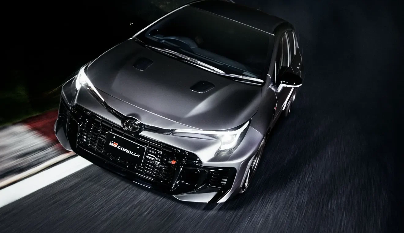 Toyota confirma novo GR Corolla no Brasil com apresentação no Festival Interlagos 2026