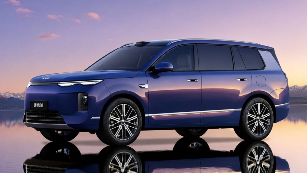 BYD Sealion 08: SUV de seis lugares com até 796 cv desafia o próprio BYD Tan