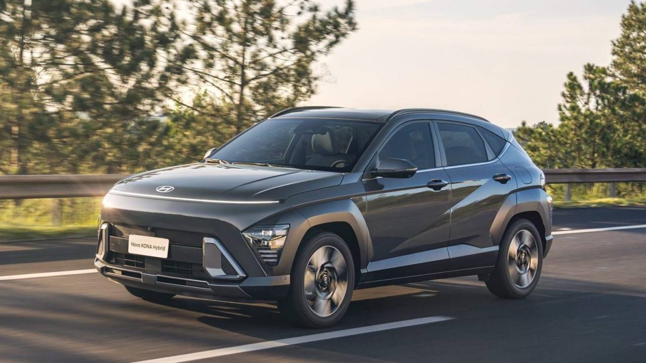 Hyundai Kona com desconto de R$ 40.000: SUV híbrido faz 18,4 km/l e chega ao preço de modelos 1.0