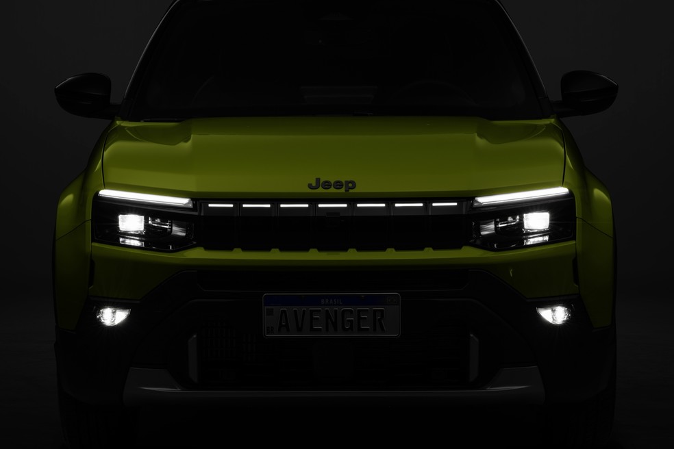Jeep Avenger chega ao Brasil: preços, versões, motor híbrido, consumo e comparativo com rivais