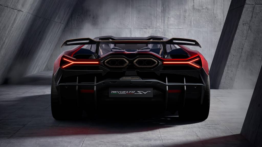 Lamborghini Revuelto SV: motores elétricos 'envenenados' elevam potência a 1.065 cv ao lado do V12