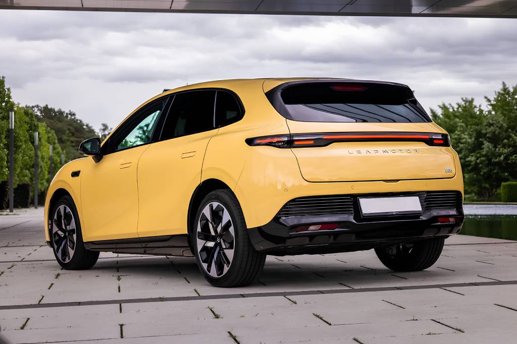Leapmotor B05: hatch elétrico de 218 cv marca presença no Festival Interlagos 2026
