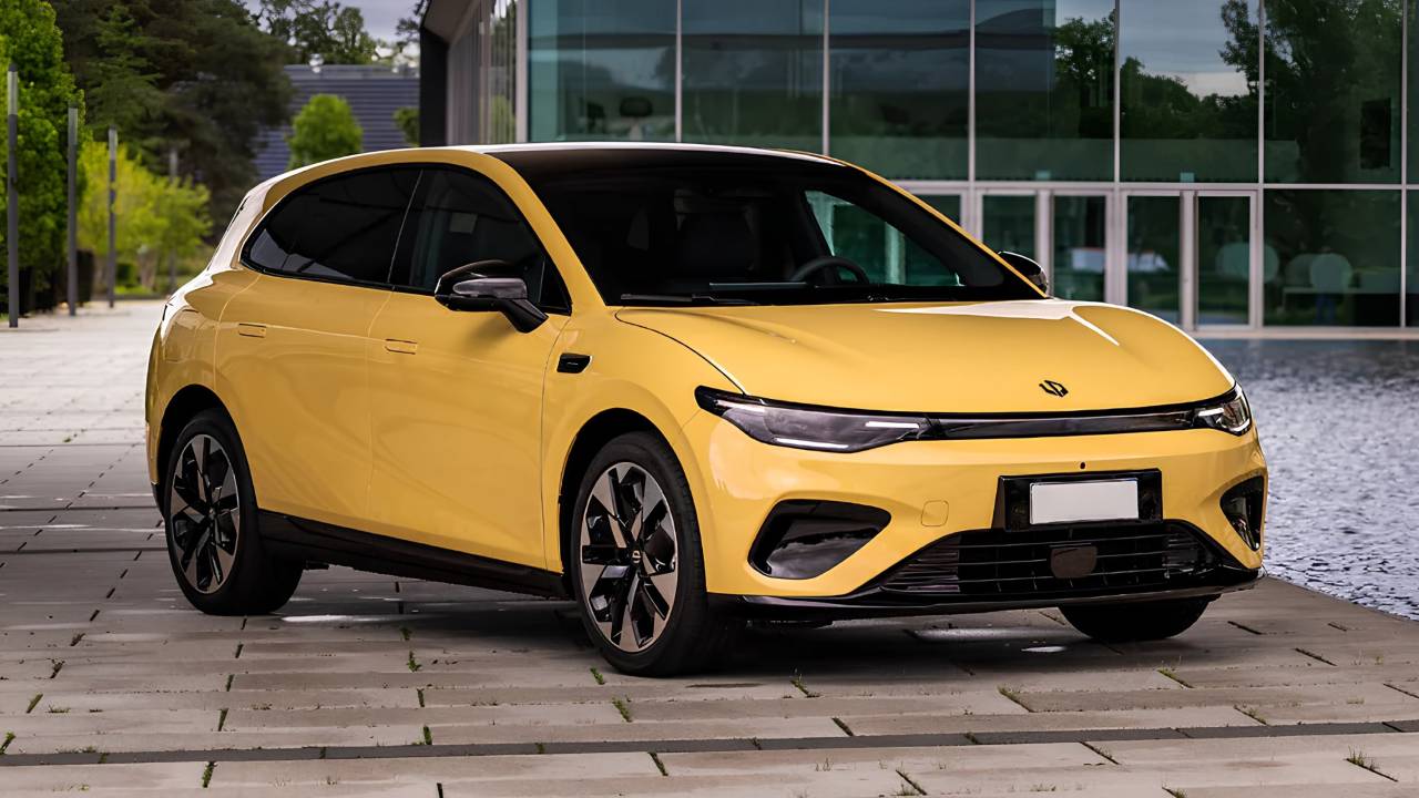 Leapmotor B05: hatch elétrico de 218 cv marca presença no Festival Interlagos 2026