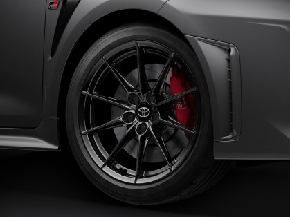 Toyota confirma novo GR Corolla no Brasil com apresentação no Festival Interlagos 2026