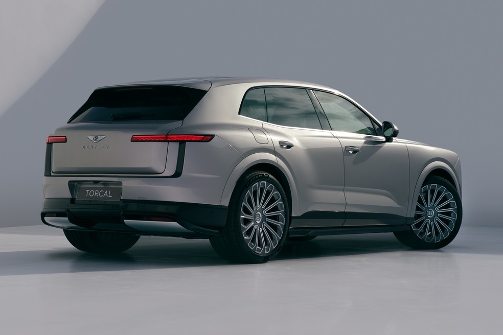 Bentley Torcal: primeiro elétrico da marca chega em 2027 custando R$ 1 milhão