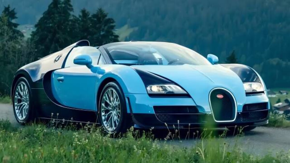 Bugatti Veyron bate recorde histórico ao ser vendido por R$ 26,6 milhões em leilão