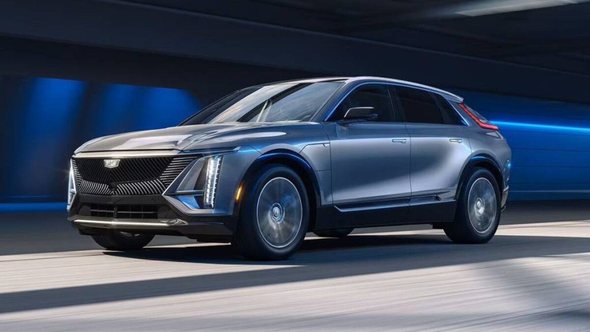 Cadillac estreia no Brasil com SUV elétrico de 6 lugares e preço perto de R$ 1 milhão 