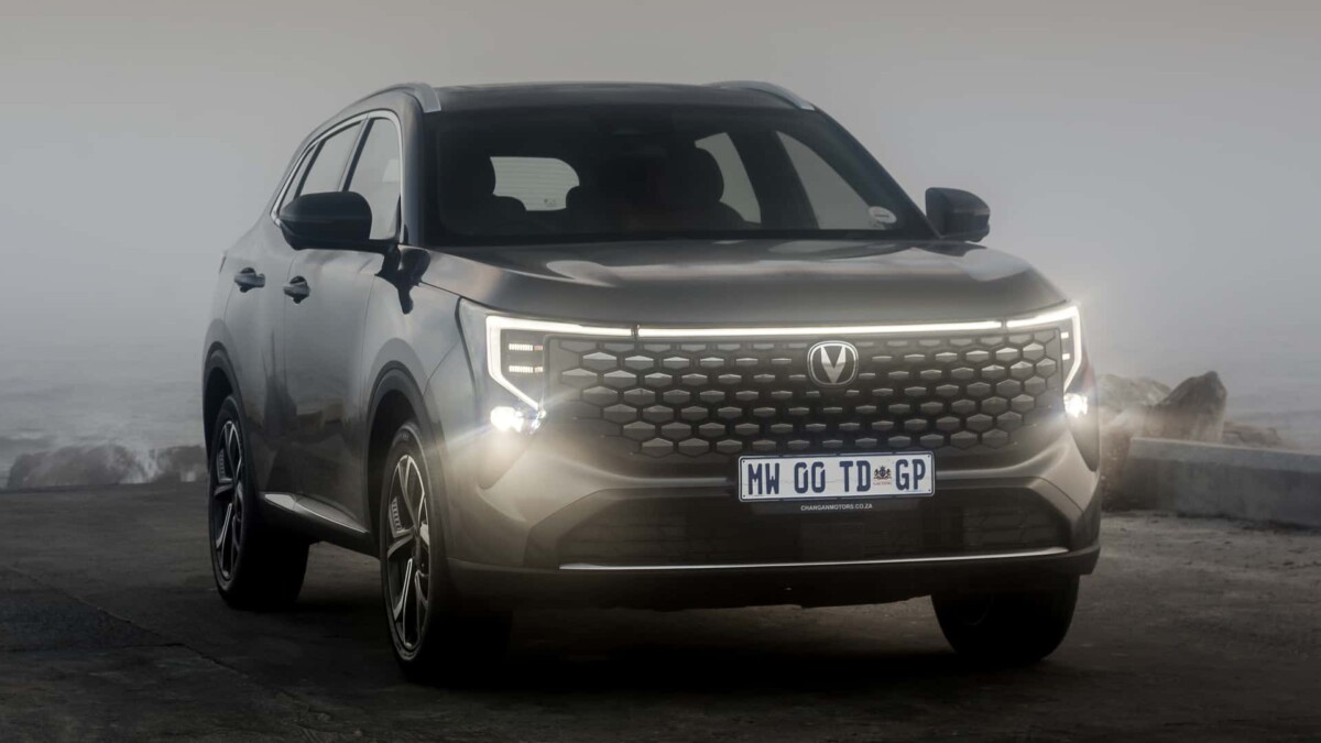 CAOA Changan solta teaser do CS55 fabricado no Brasil: o movimento que desafia Compass e Corolla Cross de frente