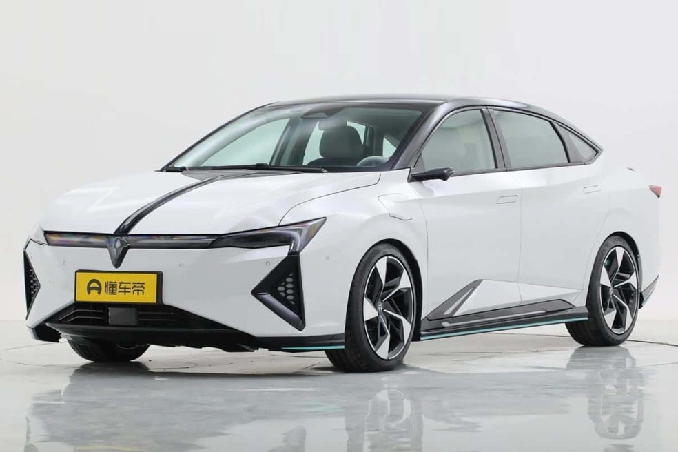 DFM: a marca chinesa que aprendeu a fabricar carros com Honda e Nissan chega ao Brasil