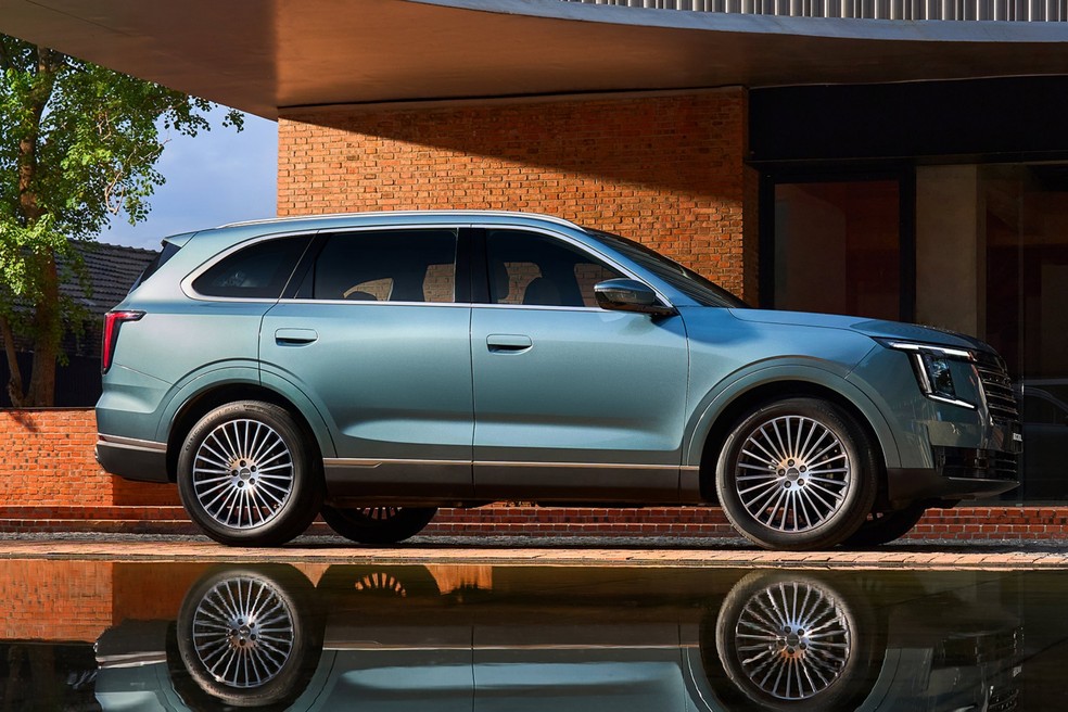 Exclusivo: Jetour S08 chega ao Brasil em outubro como SUV híbrido de 7 lugares