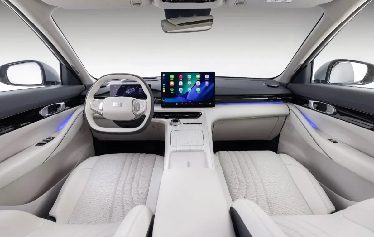 Geely EX5 elétrico estreia nova opção de acabamento interno; confira detalhes 