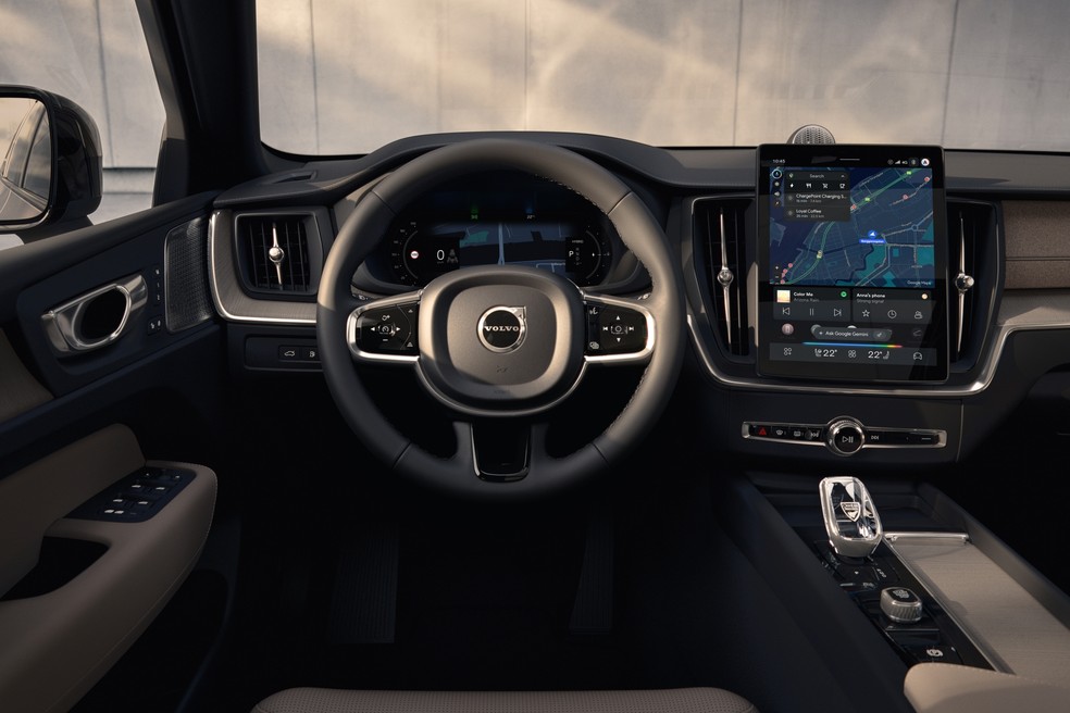 Volvo XC60 e XC90 ganham bateria maior, autonomia elétrica ampliada e tanque pressurizado