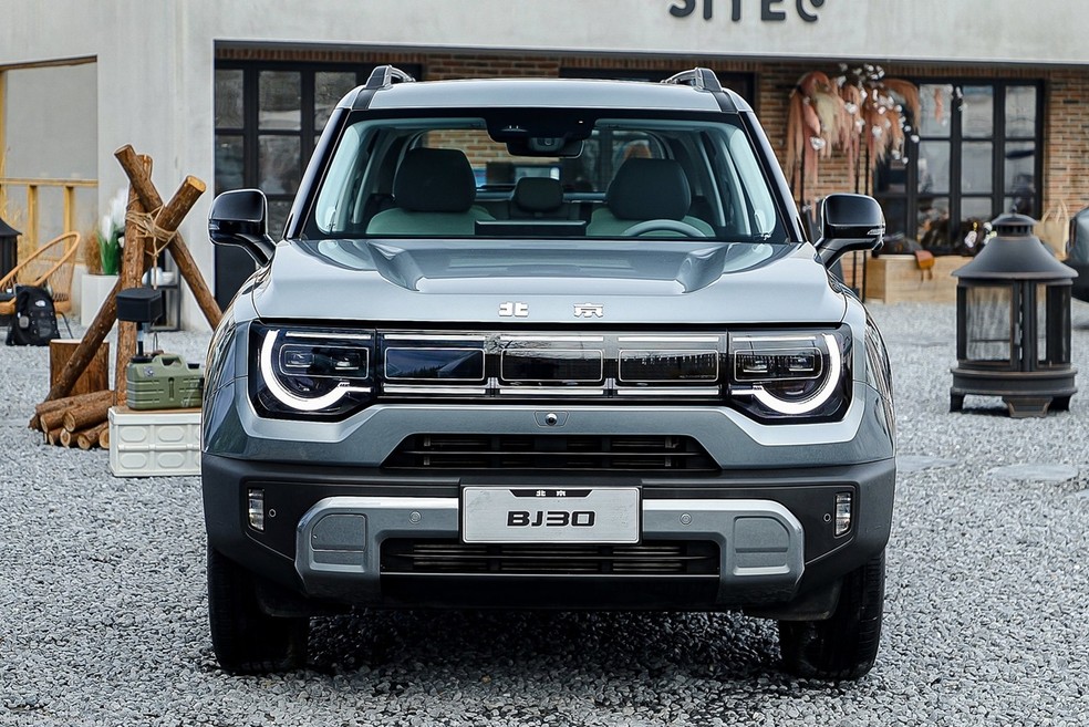Baic B30 HEV: primeiro SUV híbrido da marca chinesa no Brasil chega entre março e abril de 2027