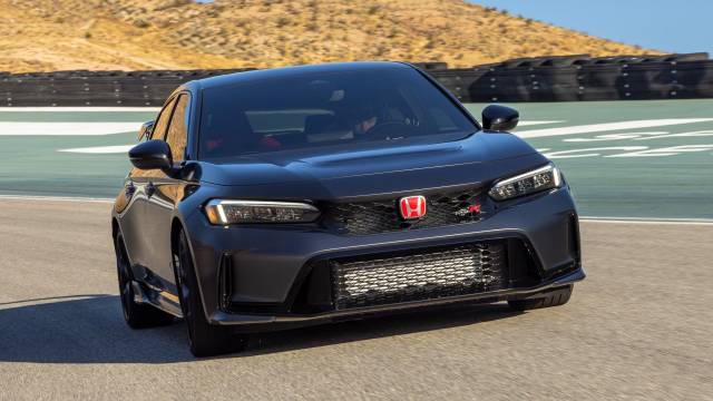Honda Civic Type R 2027: novo design combate superaquecimento e eleva aerodinâmica