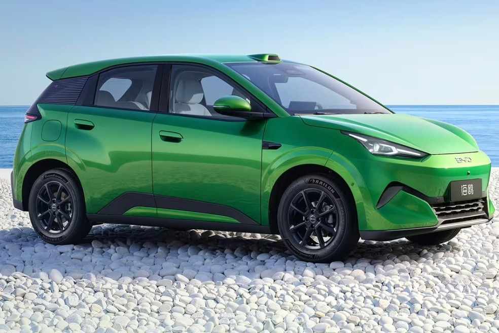 Novo BYD Dolphin Mini chega ao Brasil em 2028 com recarga ultrarrápida em 5 minutos